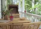 Terrasse mit Strandkorb